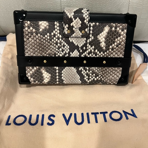NEW LOUIS VUITTON PETITE MALLE HANDBAG PYTHON GOLD HARDWARE - Picture 9 of 16